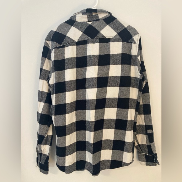 Checkered Flannel - Picture 5 of 5